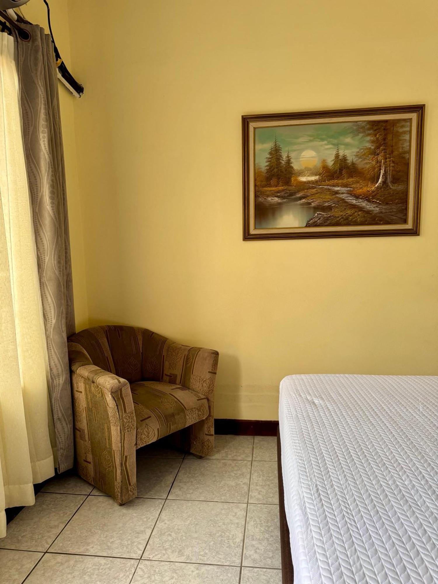 Hotel Malinche Quepos Esterno foto